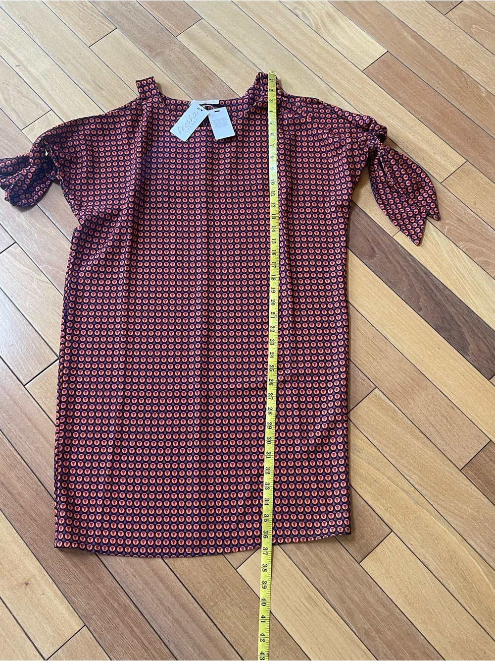 Fresha London Cold Shoulder Tie Sleeve Geometric European Shift Dress NWT Small - Picture 10 of 10